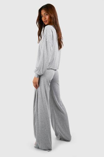 Tall - Ensemble de pyjama rayé en jersey | Taille 46 - boohoo - Modalova