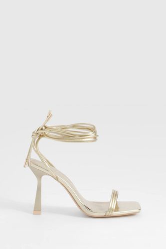 Escarpins Hauts À Triple Bride Enveloppante | Taille 41 - boohoo - Modalova