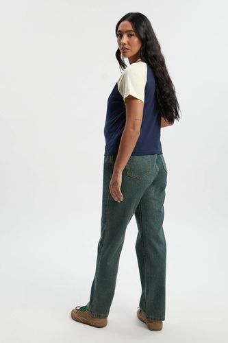 Jeans de Maman Maternité Over The Bump | Taille 44 - boohoo - Modalova