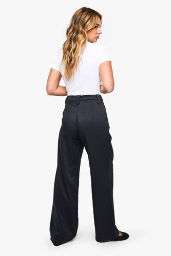 Tailored Straight Leg Trouser | Taille 44 - boohoo - Modalova