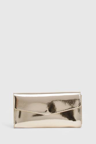 Metallic Fold Over Clutch Bag devient Pochette métallique à rabat - boohoo - Modalova