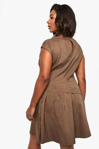 Robe patineuse à double couche et épaules froncées Plus | Taille 48 - boohoo - Modalova