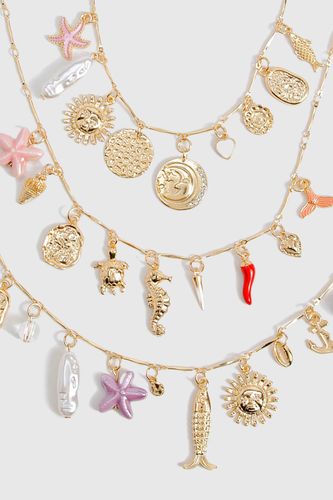 Collier audacieux à breloques superposées – lot de 3 - boohoo - Modalova