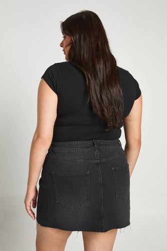 Jupe Mini en Denim Plus | Taille 48 - boohoo - Modalova