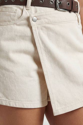 Jupe-short En Denim Grande Taille | Taille 54 - boohoo - Modalova