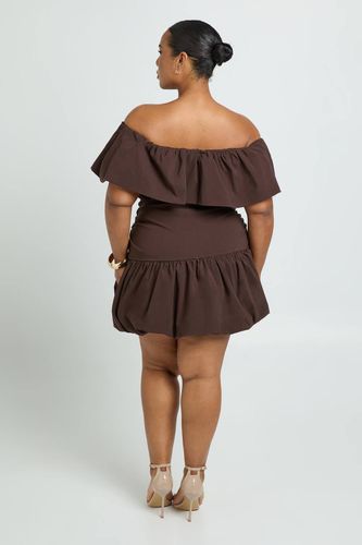 Robe Mini Bardot Boule Bouffante Plus | Taille 54 - boohoo - Modalova