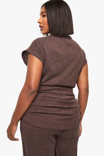 Top asymétrique à fronces sur le côté Plus | Taille 48 - boohoo - Modalova