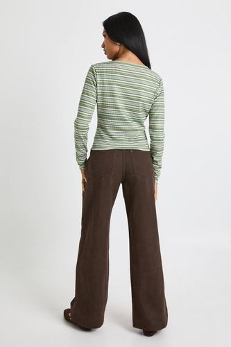 Jean à taille haute à jambes larges | Taille 42 - boohoo - Modalova