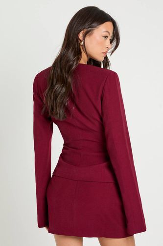 Blazer long ajusté à manches baril et à taille cintrée | Taille 38 - boohoo - Modalova