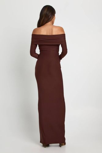 Robe maxi maternité Bardot à manches évasées froncées | Taille 44 - boohoo - Modalova