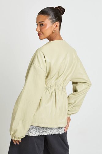 Veste Utilitaire À Poches En Synthétiquecuir Avec Taille Cintrée | Taille 44 - boohoo - Modalova