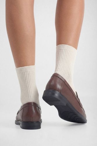Mocassins Plats Basiques | Taille 41 - boohoo - Modalova