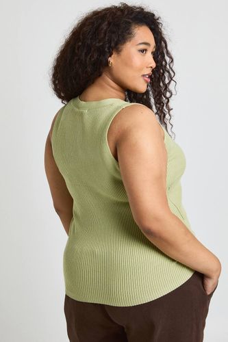 Gilet Sans Manches Côtelé Grande Taille | Taille 24-26 - boohoo - Modalova