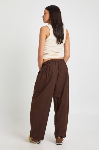 Pantalon En Popeline À Jambes Tonneau Avec Cordon De Serrage | Taille 42 - boohoo - Modalova