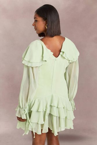 Robe Mini En Mousseline À Volants Grande Taille | Taille 48 - boohoo - Modalova