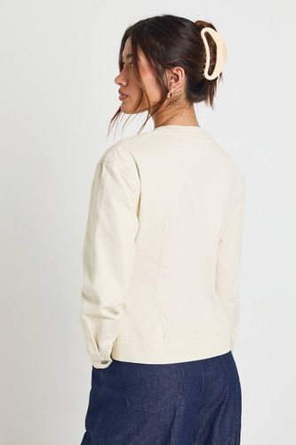 Chemise Cintrée En Sergé Sans Col | Taille 44 - boohoo - Modalova
