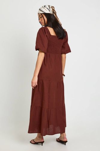 Robe Midaxi Étagée À Manches Volumineuses Aspect Lin Grande Taille | Taille 46 - boohoo - Modalova