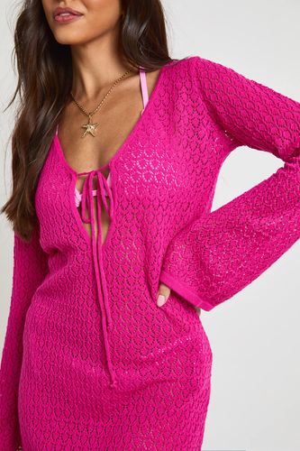 Robe De Plage Mini En Crochet À Manches Longues Avec Découpe Nouée | Taille Medium - boohoo - Modalova