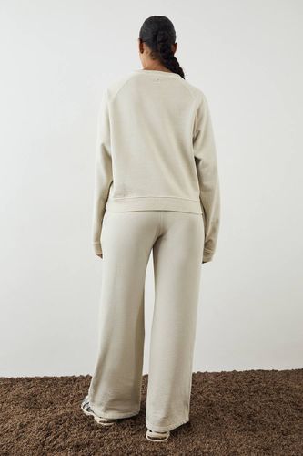 Jogging Premium Jambe Droite Délavé Poids Lourd | Taille Medium - DSGN Studio - Modalova