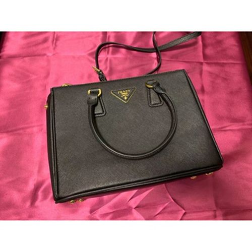 Sac à main Galleria Crossbody Large Black Leather - Prada - Modalova