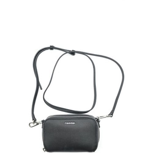 Sac de sport Must Mini Crossbody - Calvin Klein Jeans - Modalova