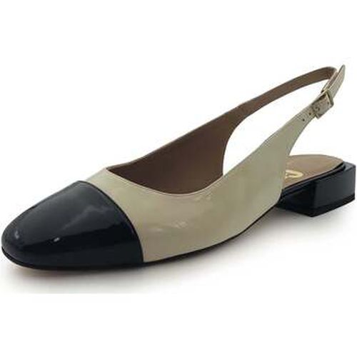 Chaussures escarpins MAG-14 - Grande Et Jolie - Modalova