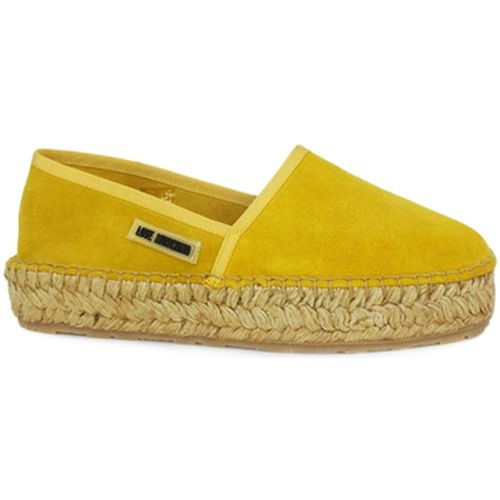 Bottines MOSCHINO Espadrillas Ocra JA10223G07JF0409 - Love Moschino - Modalova