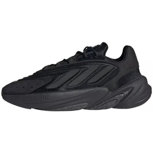 Baskets basses adidas OZELIA - adidas - Modalova