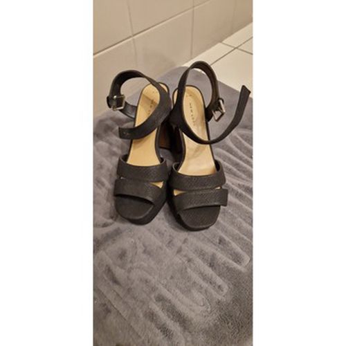 Sandales Chaussures - New Look - Modalova