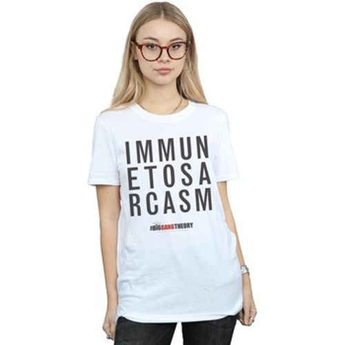 T-shirt Immune To Sarcasm - The Big Bang Theory - Modalova