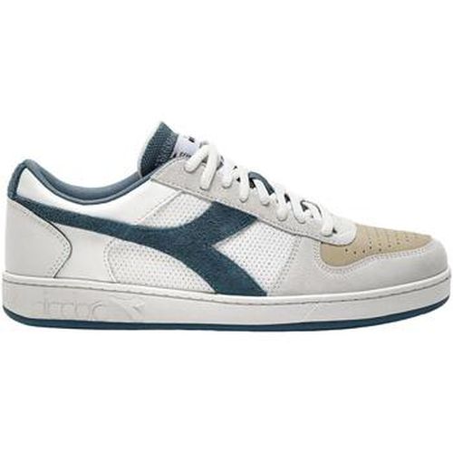 Baskets MAGIC BASKET LOW NEAT 501.179773 - Diadora - Modalova