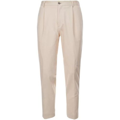 Pantalon Pantalon de chinos ivoire blanc - Outfit - Modalova