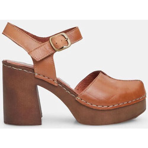 Sandales Sandales en cuir avec talon - Bata - Modalova