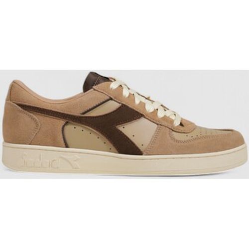 Baskets MAGIC BASKET LOW SUEDE LEATHER 501.178565 - Diadora - Modalova