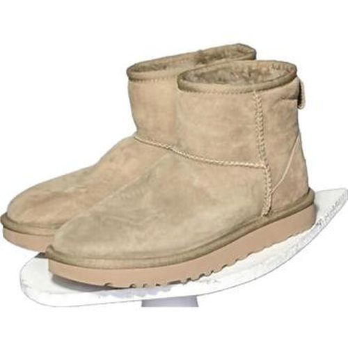 Bottes paire de bottes 36 - UGG - Modalova