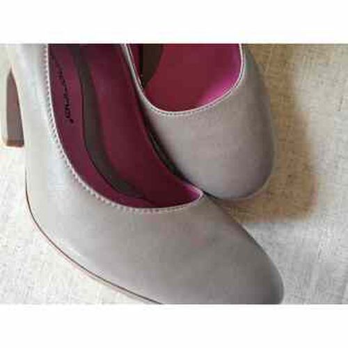 Chaussures escarpins Escarpins en cuir t.38 - Fornarina - Modalova