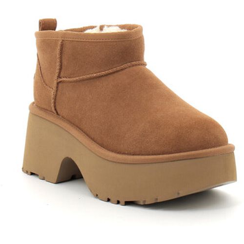 Boots Botte Classic Ultra Mini New Heights - UGG - Modalova