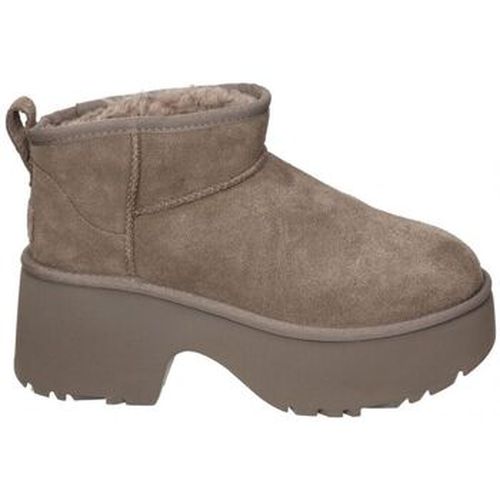 Bottines CLASSIC ULTRA MINI NEW - UGG - Modalova