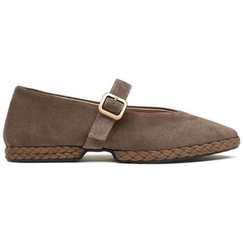 Chaussures MERCEDITA PIEL DE SERRAJE CAMEL HANA - Gaimo - Modalova