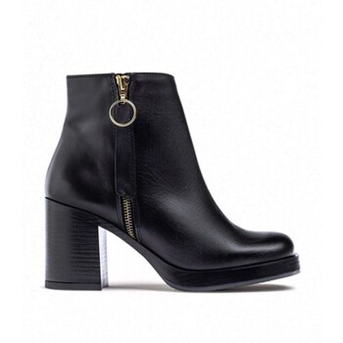 Bottines BOTÍN DE PIEL NEGRO CON TACÓN KOLIN 007 - YOKONO - Modalova