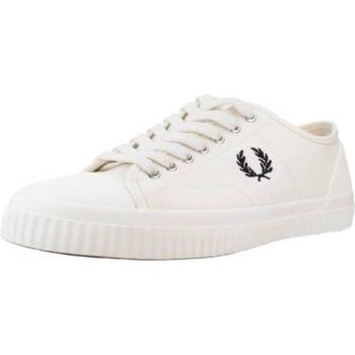 Baskets HUGHES LOW CANVAS - Fred Perry - Modalova