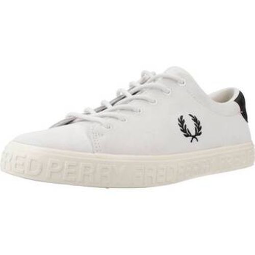 Baskets Fred Perry LOTTIE SUEDE - Fred Perry - Modalova