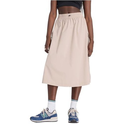 Pantalon MIDI CARGO SKIRT - New Balance - Modalova