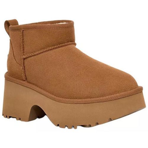 Bottes Botte W CLASSIC ULTRA MINI NEW HEIG - UGG - Modalova