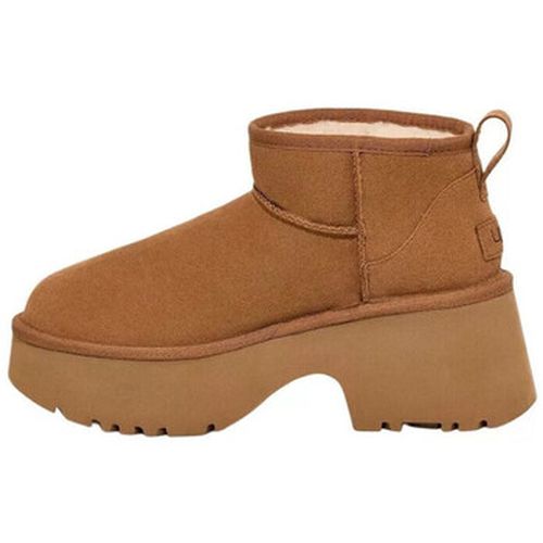 Bottes Botte W CLASSIC ULTRA MINI NEW HEIG - UGG - Modalova