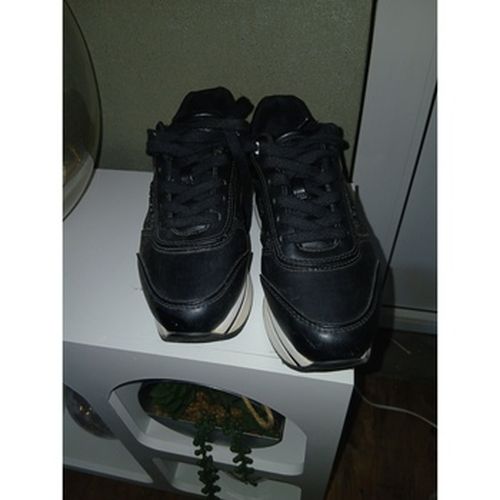 Baskets basses Basket compensé - Guess - Modalova