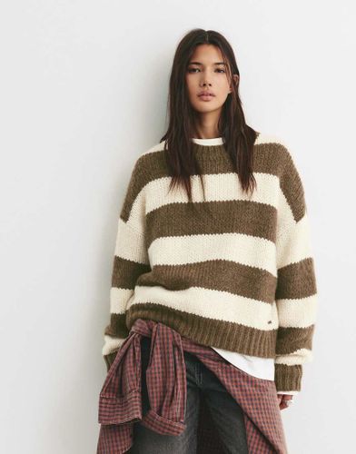 Pull & Bear - Pull en maille Ã©paisse Ã  rayures - Marron-Brown Brown M female - Pull&bear - Modalova