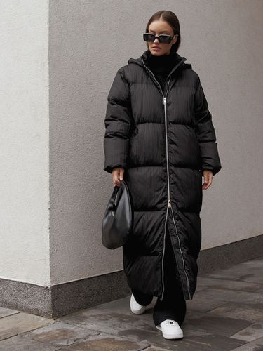 Long hooded quilted down coat - Lichi - Modalova