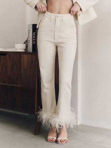 Straight jeans with feathers - Lichi - Modalova