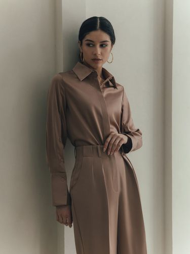 Long satin shirt with hidden buttons - Lichi - Modalova